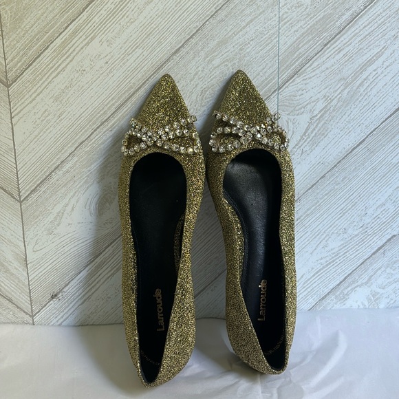Larroudé Lee Crystal-embellished Gold Flats Size 37 - Picture 1 of 11